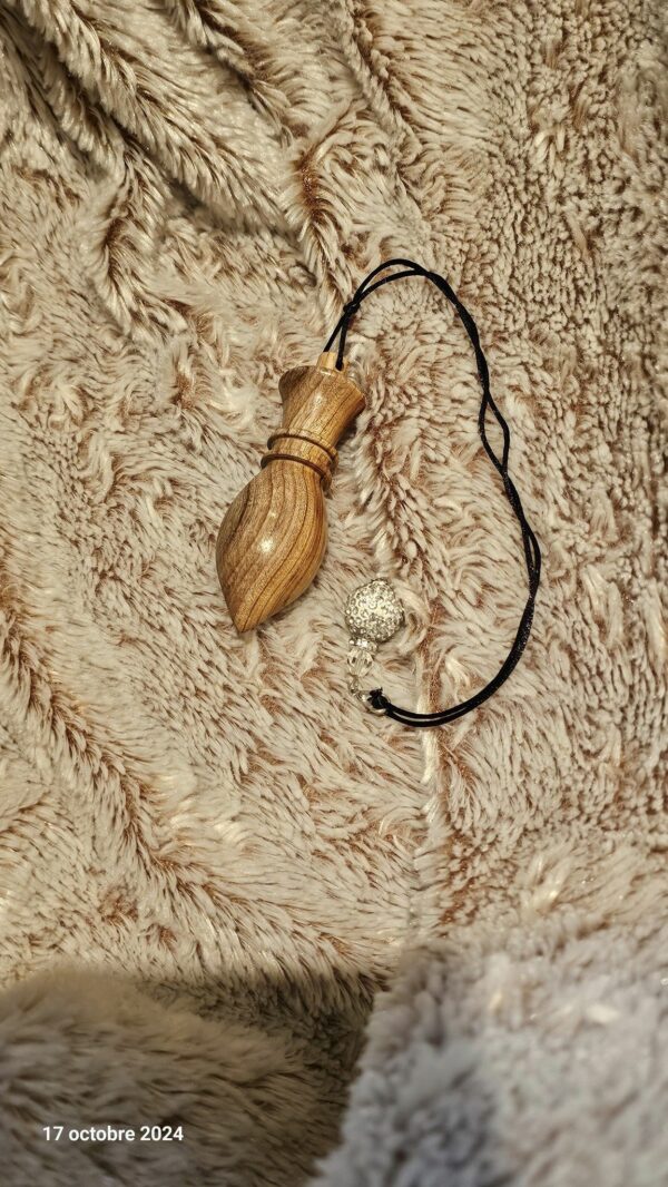 Pendule en bois de Cytise 8cm – Image 3